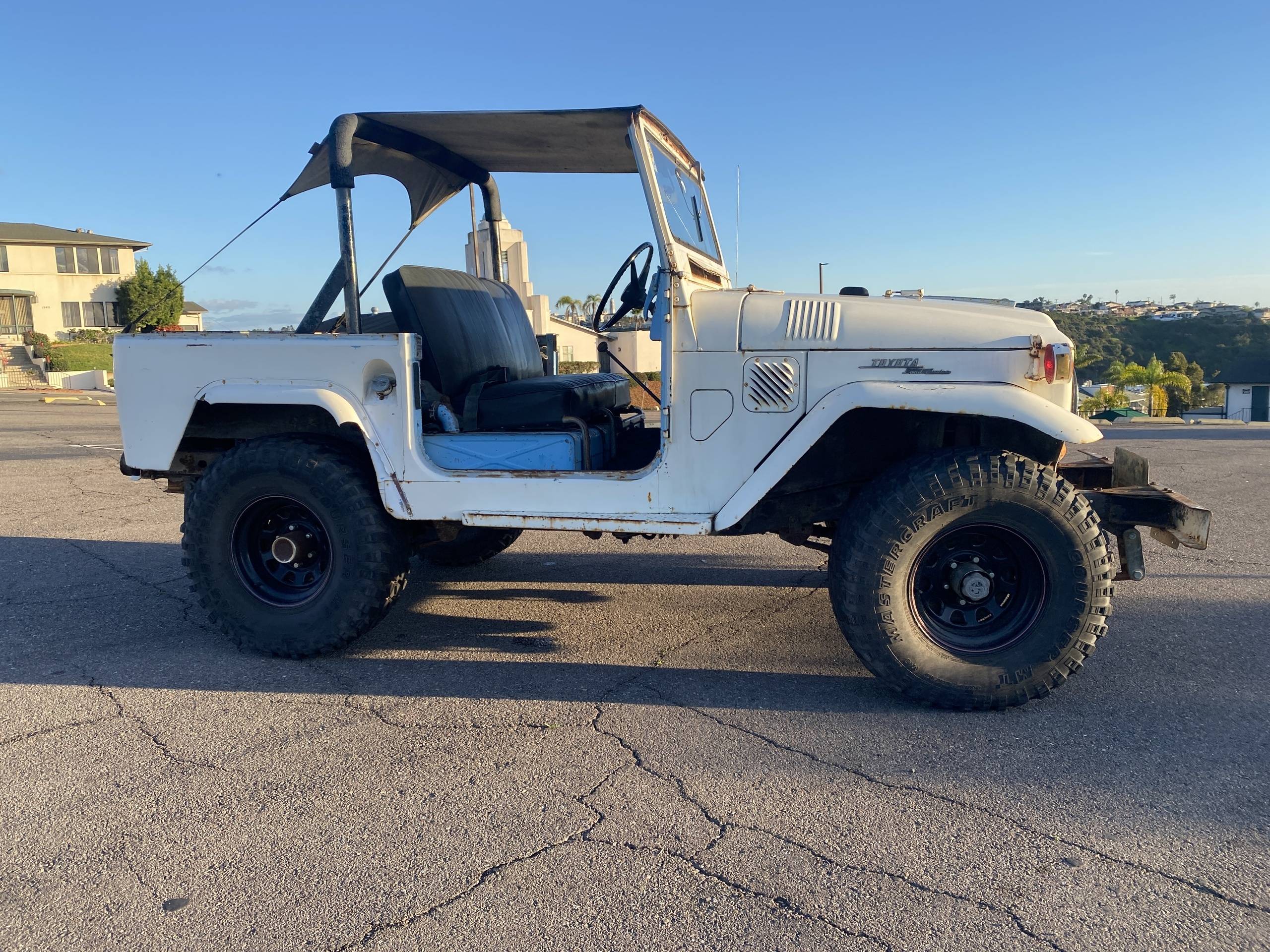 1967 Toyota FJ40 Land Cruiser 8