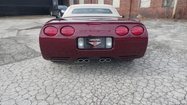 2003 Chevrolet Corvette 19