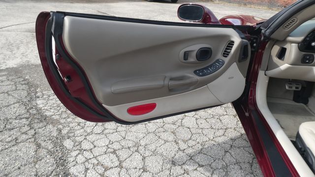 2003 Chevrolet Corvette 27