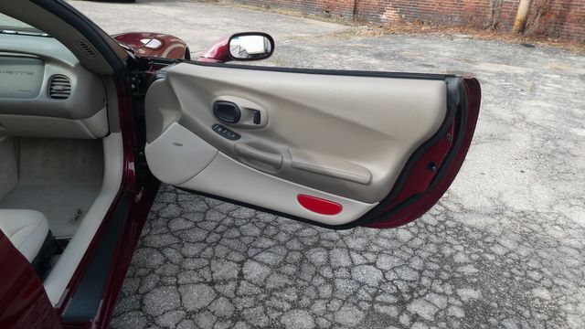 2003 Chevrolet Corvette 35