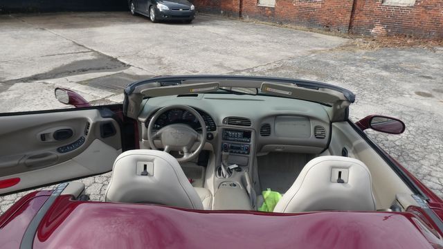 2003 Chevrolet Corvette 9