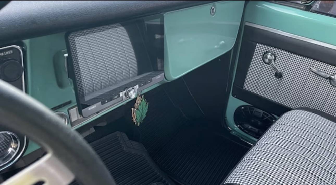 1969 Chevrolet C10 23