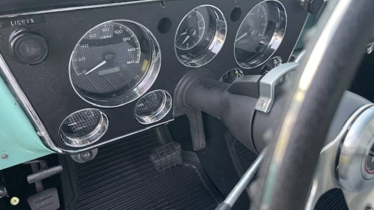 1969 Chevrolet C10 24