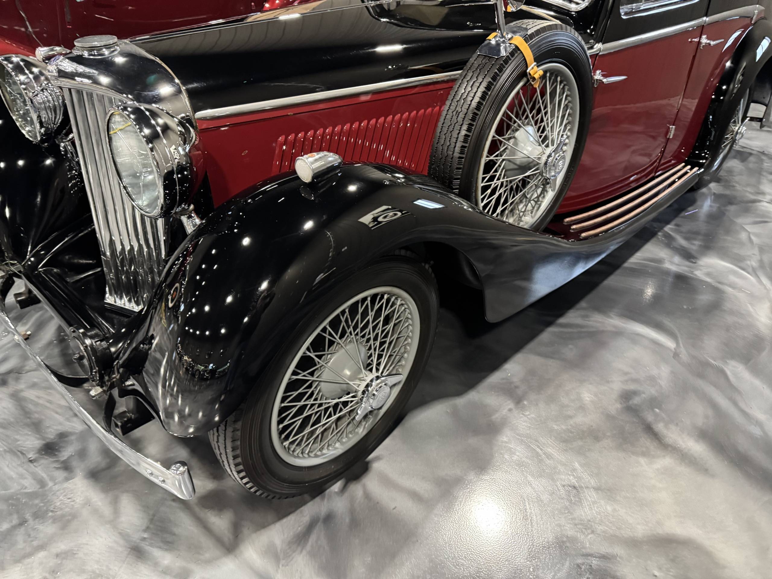 1936 Jaguar SS100 18