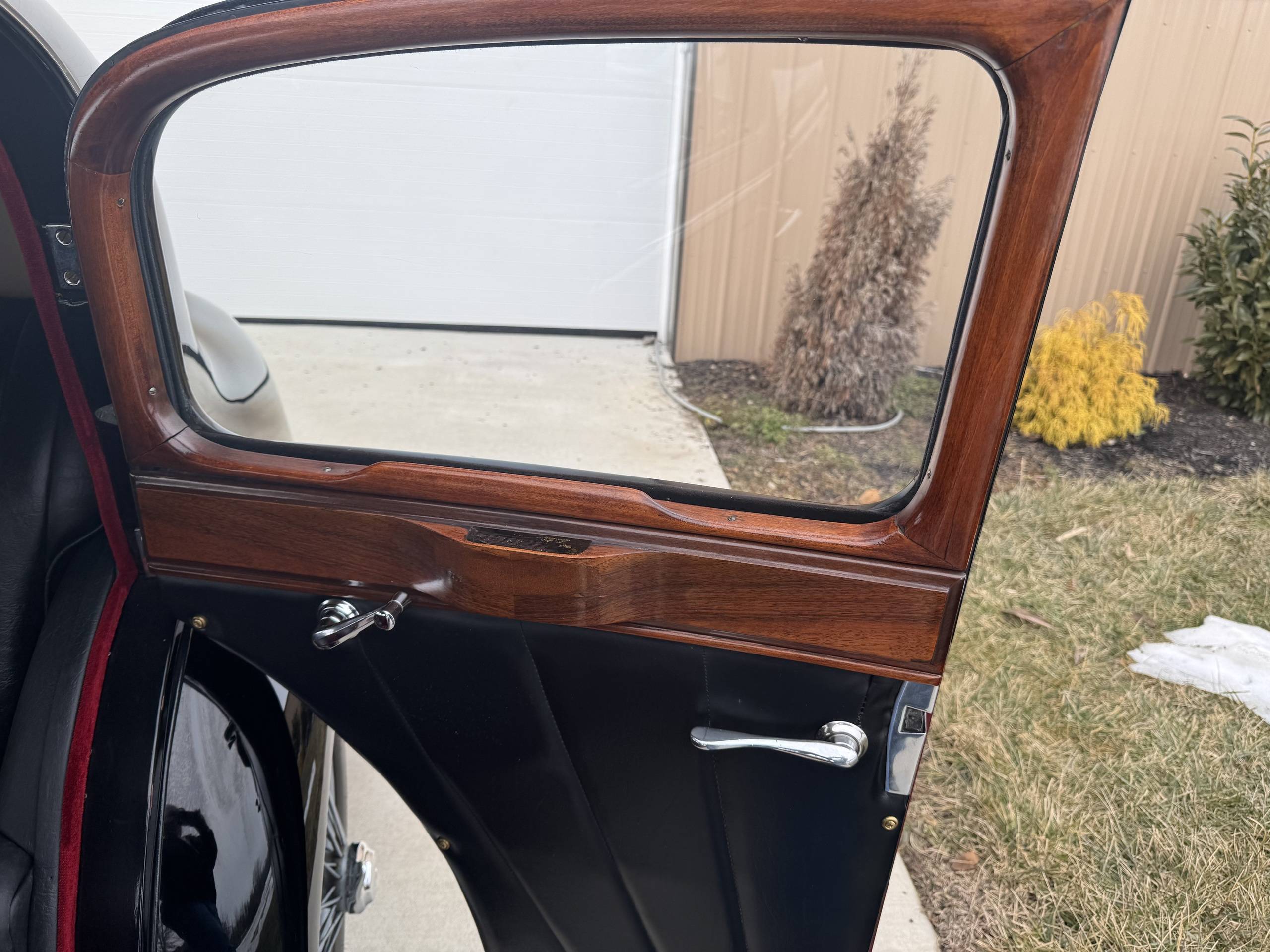 1936 Jaguar SS100 46