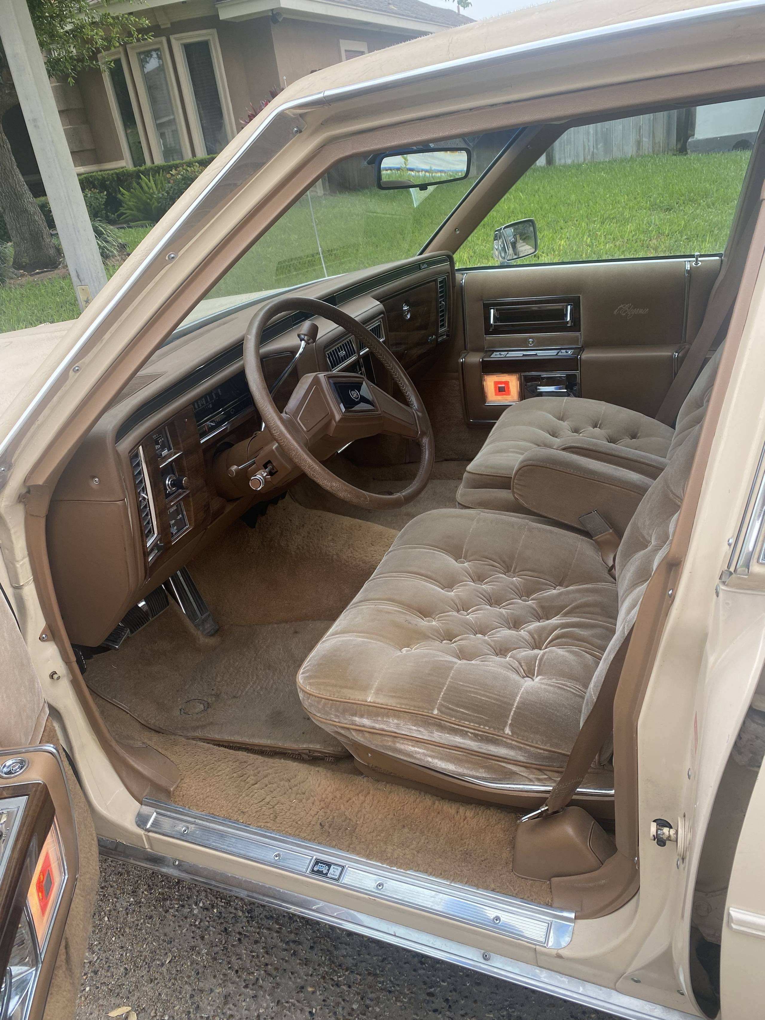 1988 Cadillac Fleetwood 40