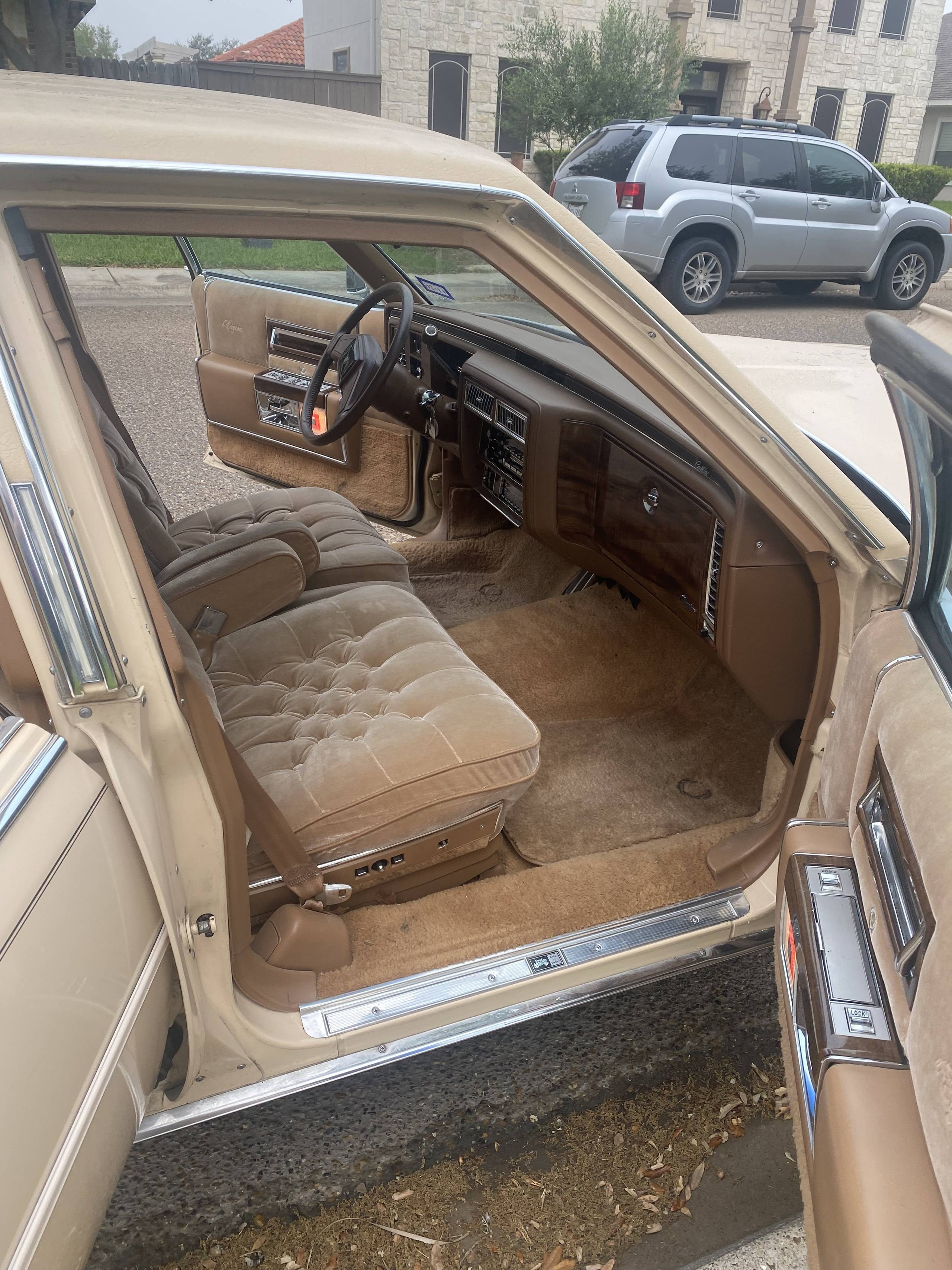 1988 Cadillac Fleetwood 41
