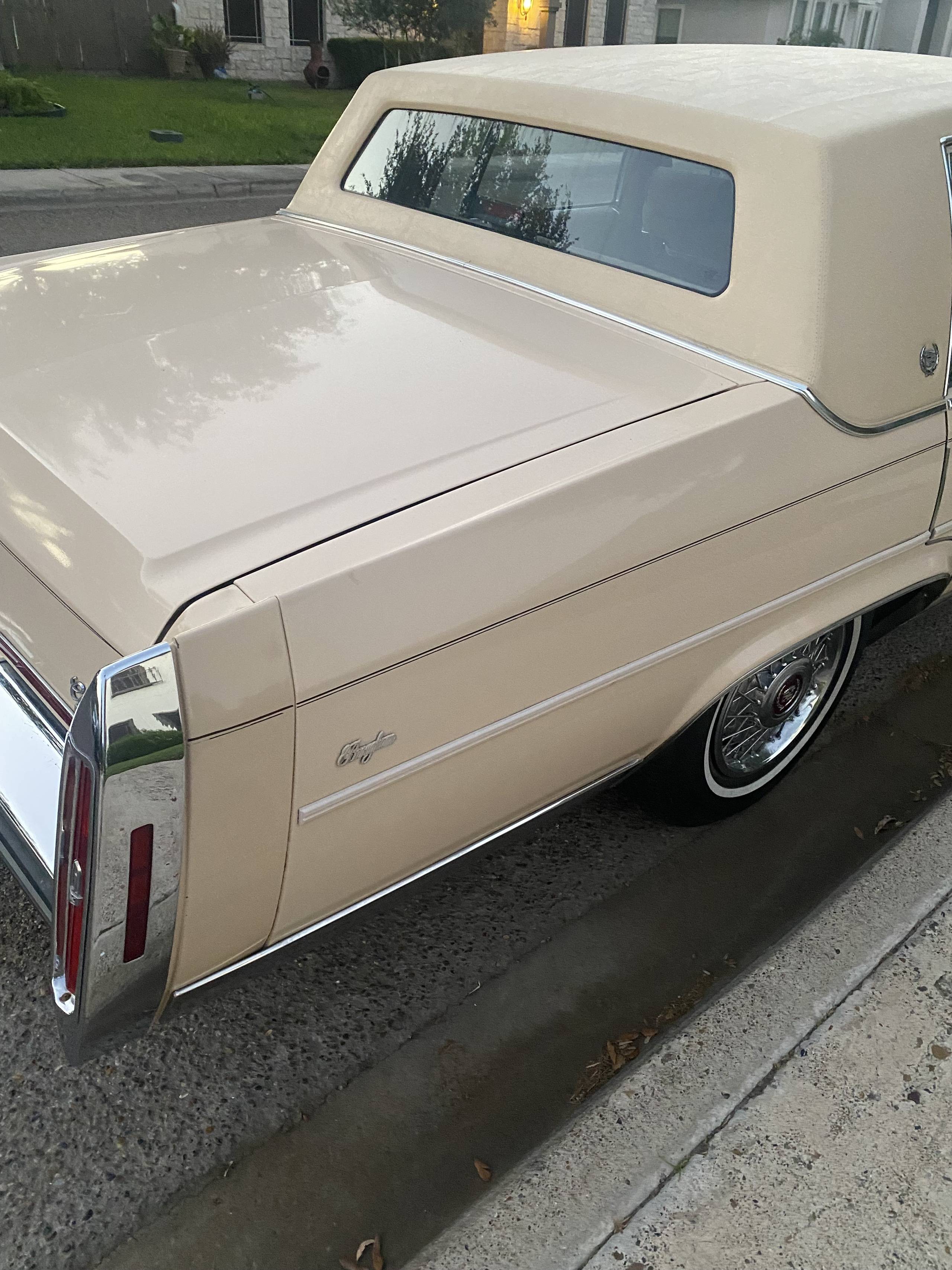 1988 Cadillac Fleetwood 25