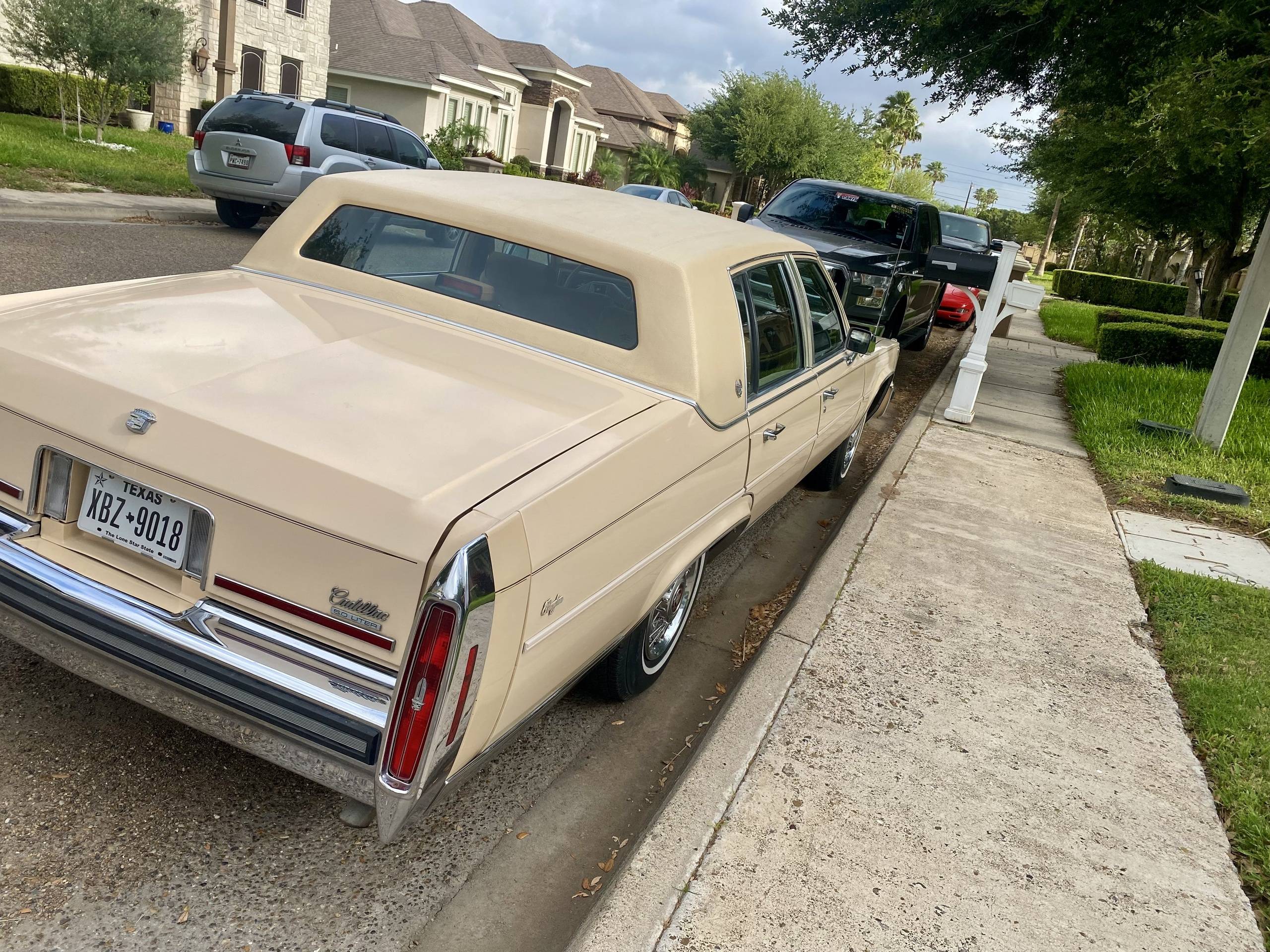 1988 Cadillac Fleetwood 7
