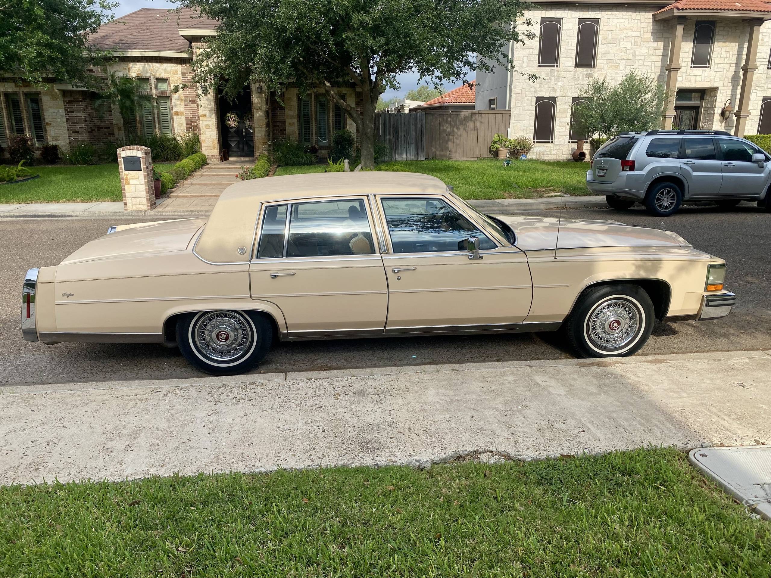 1988 Cadillac Fleetwood 5