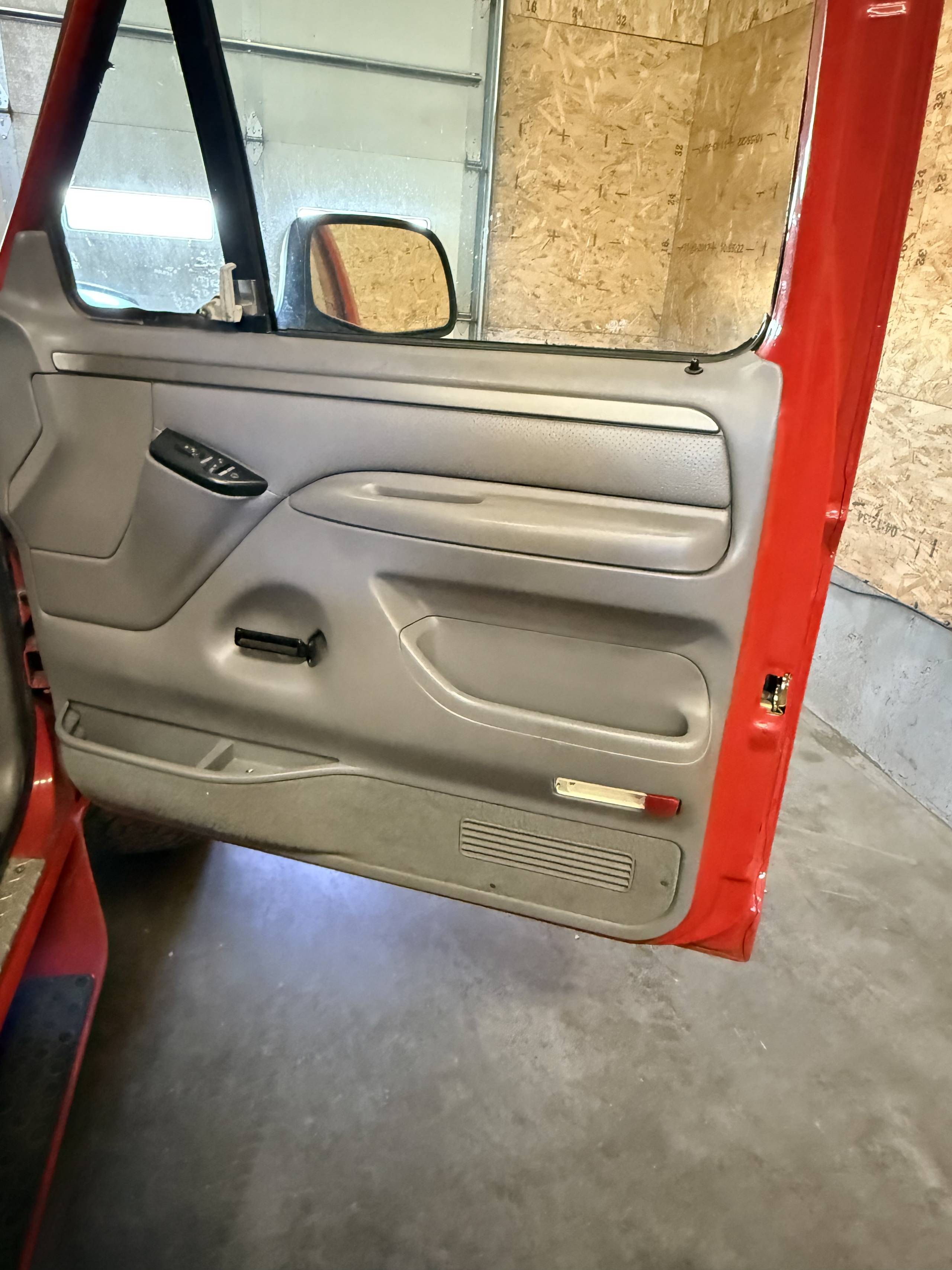 1995 Ford F150 28