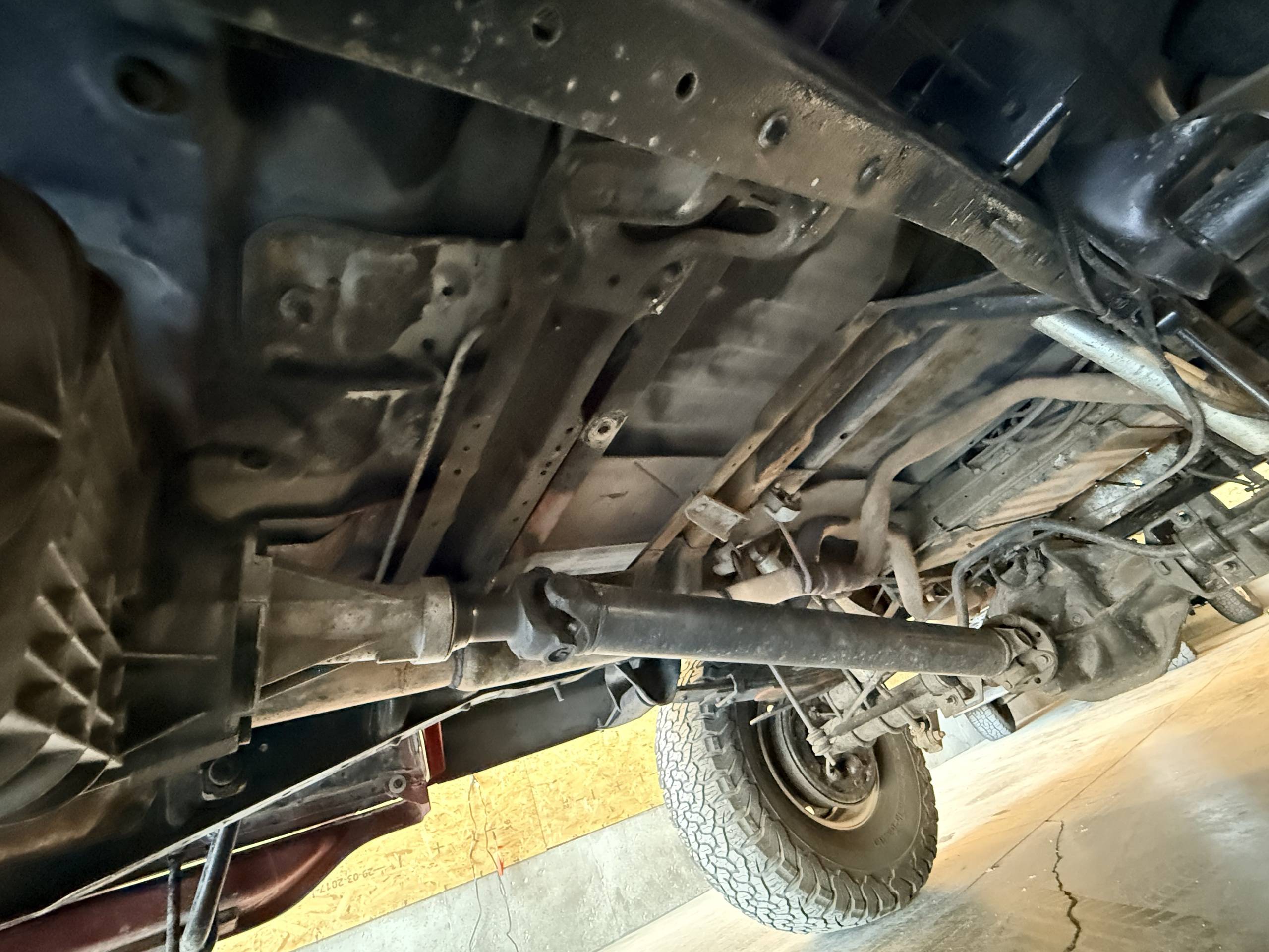 1995 Ford F150 33