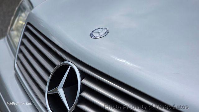 2000 Mercedes-Benz SL500 34