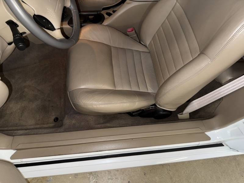 1999 Ford Mustang 22