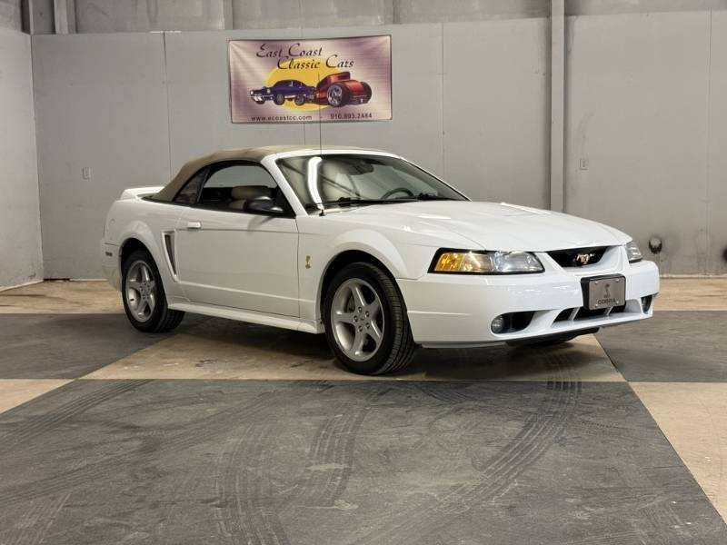 1999 Ford Mustang 34