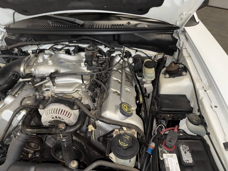 1999 Ford Mustang 38
