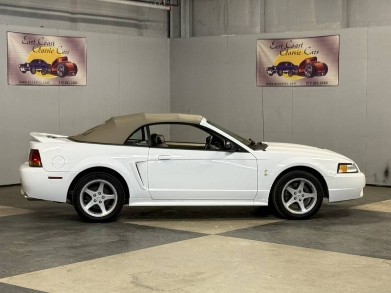 1999 Ford Mustang 46