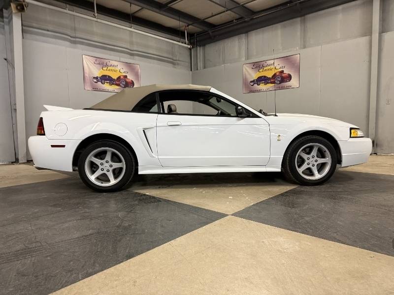 1999 Ford Mustang 49