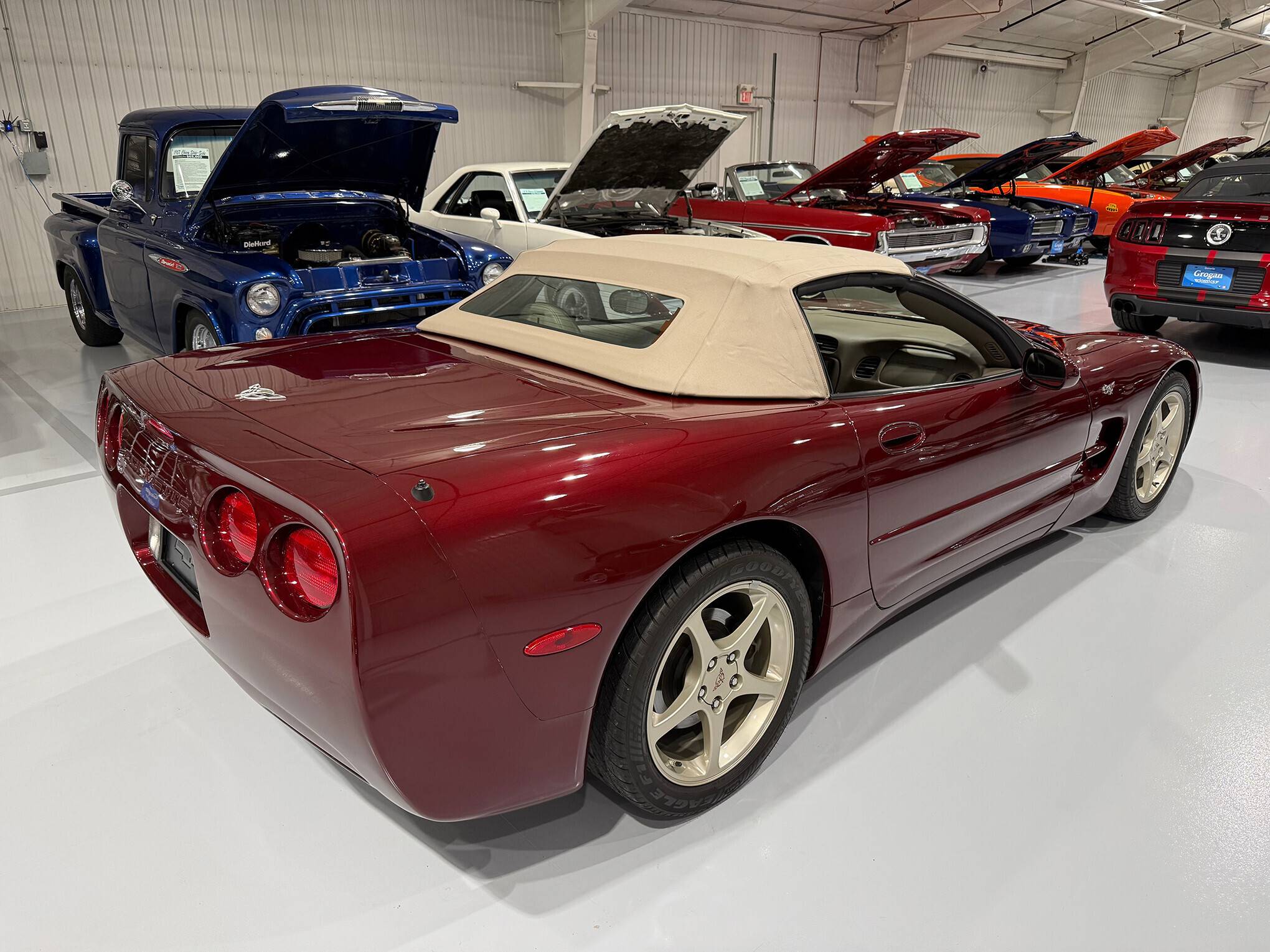 2003 Chevrolet Corvette 25