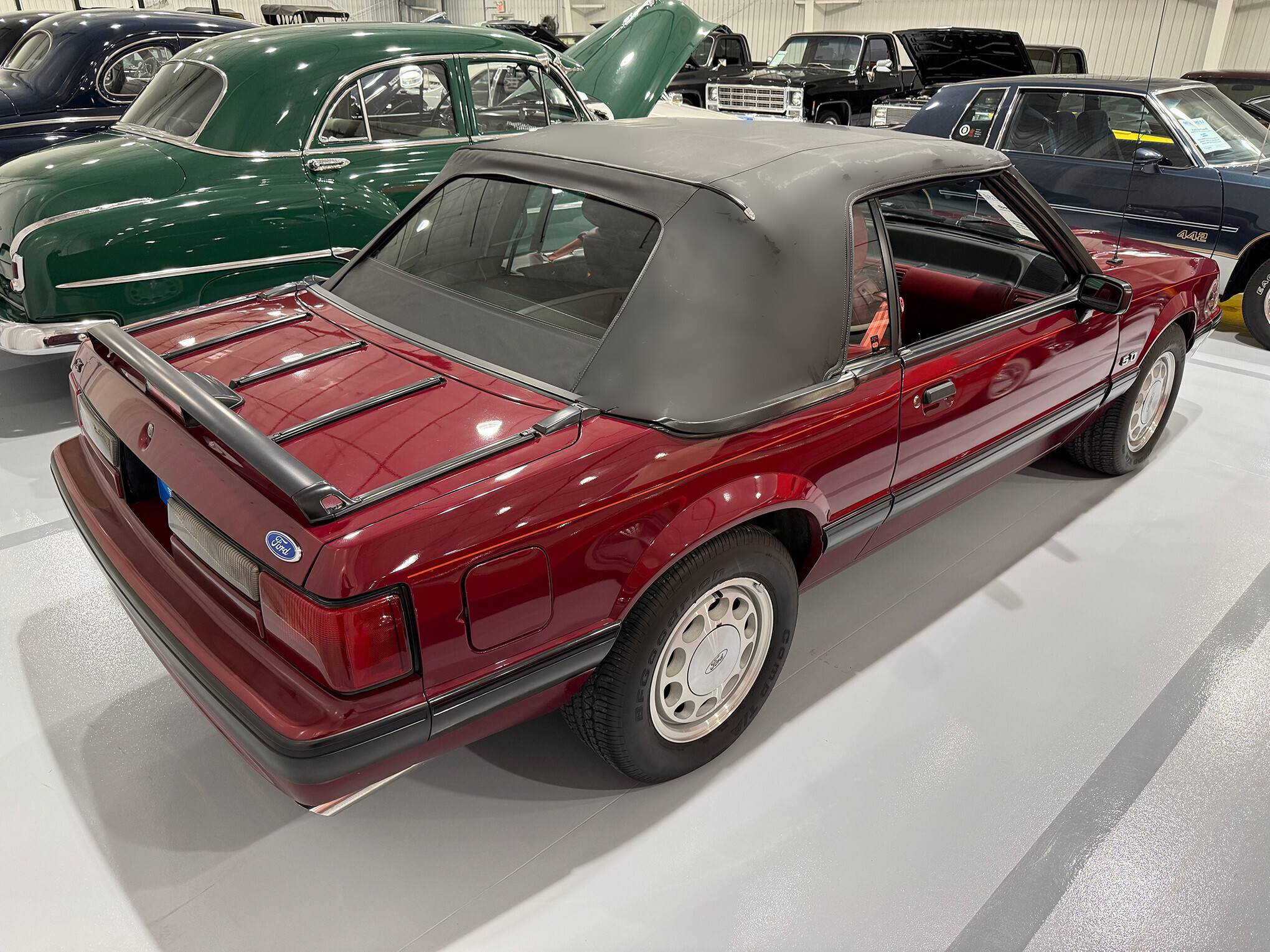 1989 Ford Mustang 5.0 LX 14