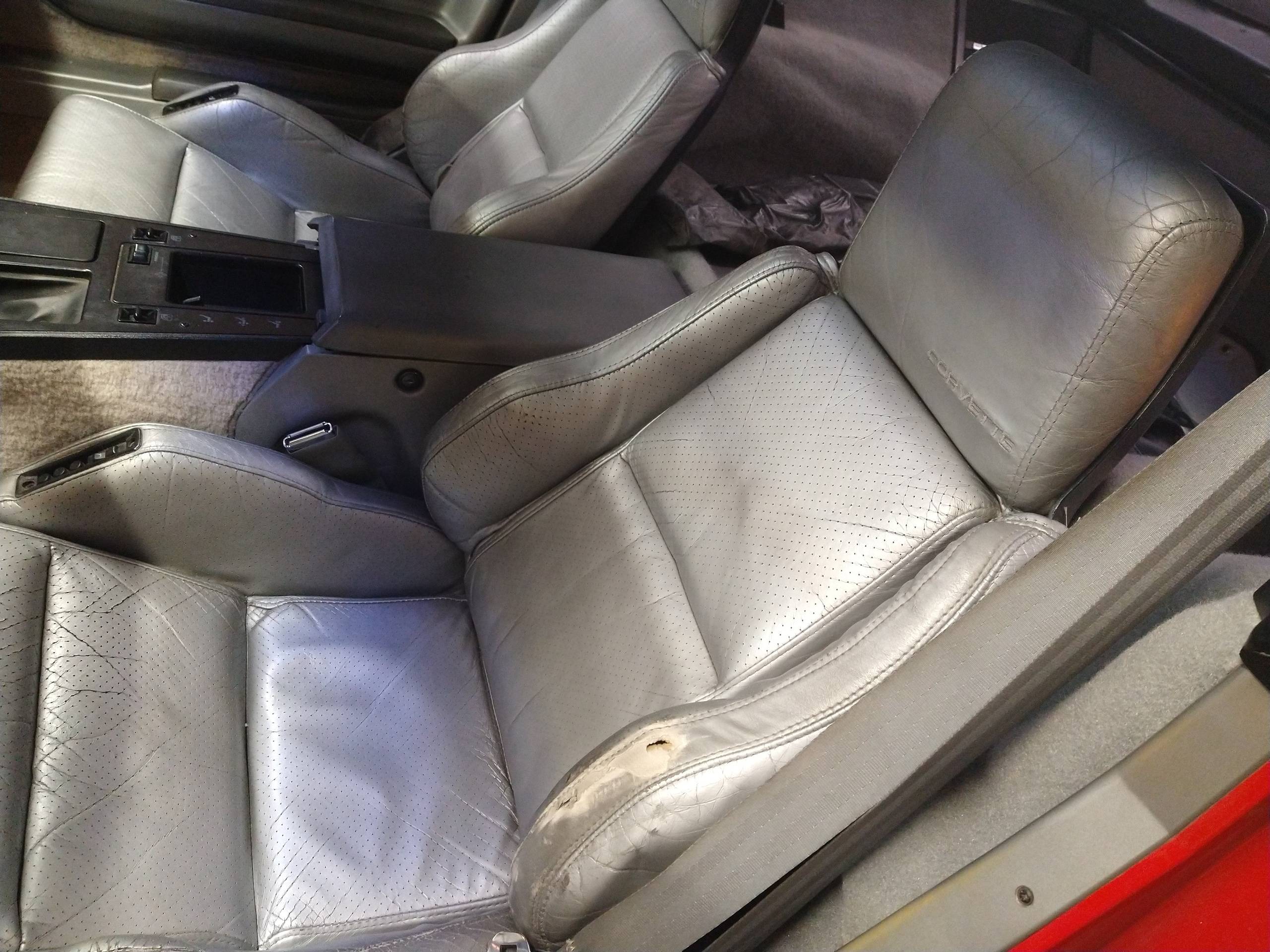 1986 Chevrolet Corvette 11