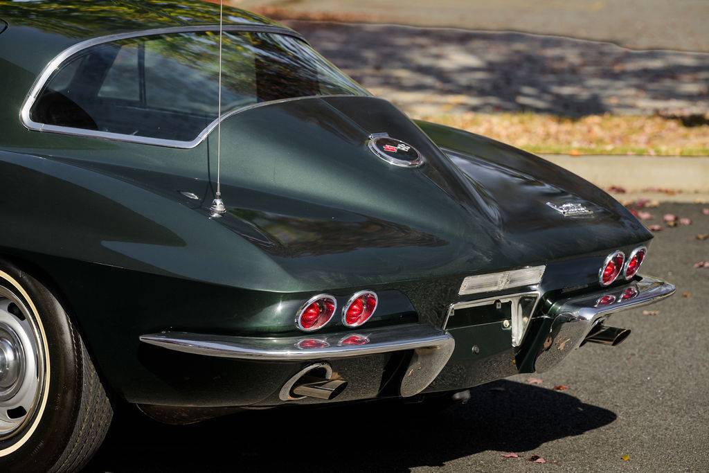 1967 Chevrolet Corvette 11