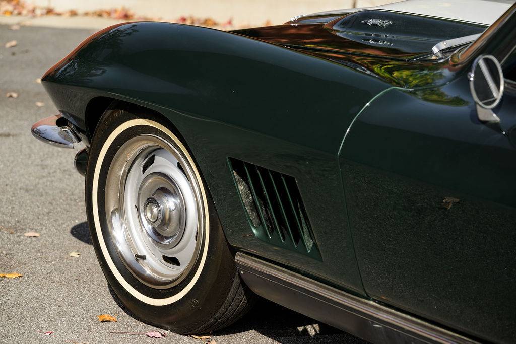 1967 Chevrolet Corvette 12