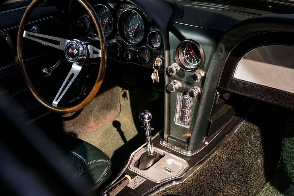 1967 Chevrolet Corvette 28