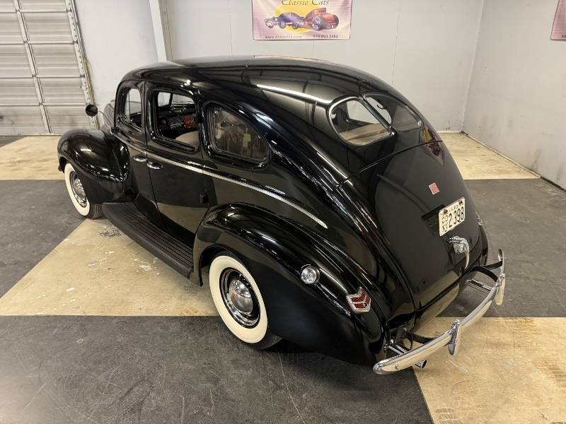 1940 Ford Deluxe 5