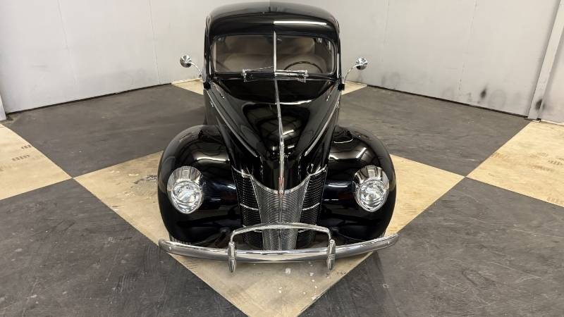 1940 Ford Deluxe 31