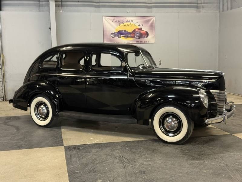 1940 Ford Deluxe 51