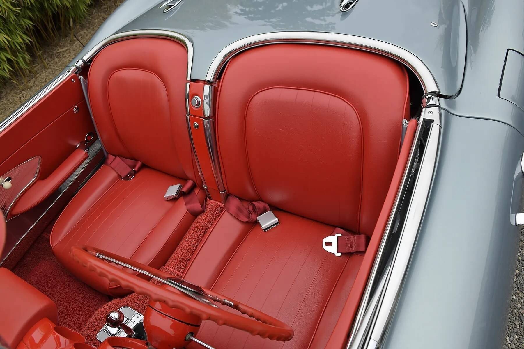 1960 Chevrolet Corvette 12