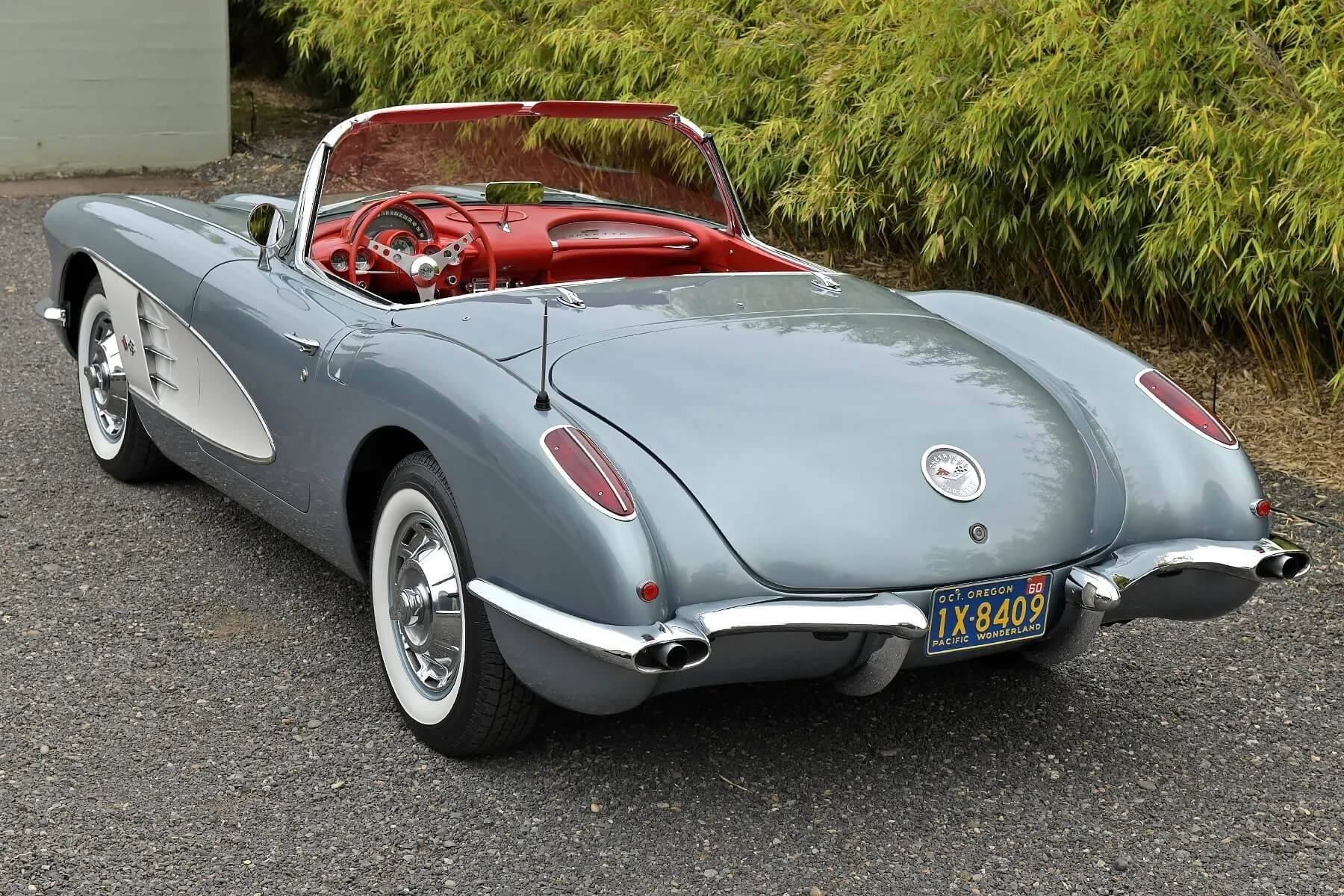 1960 Chevrolet Corvette 15
