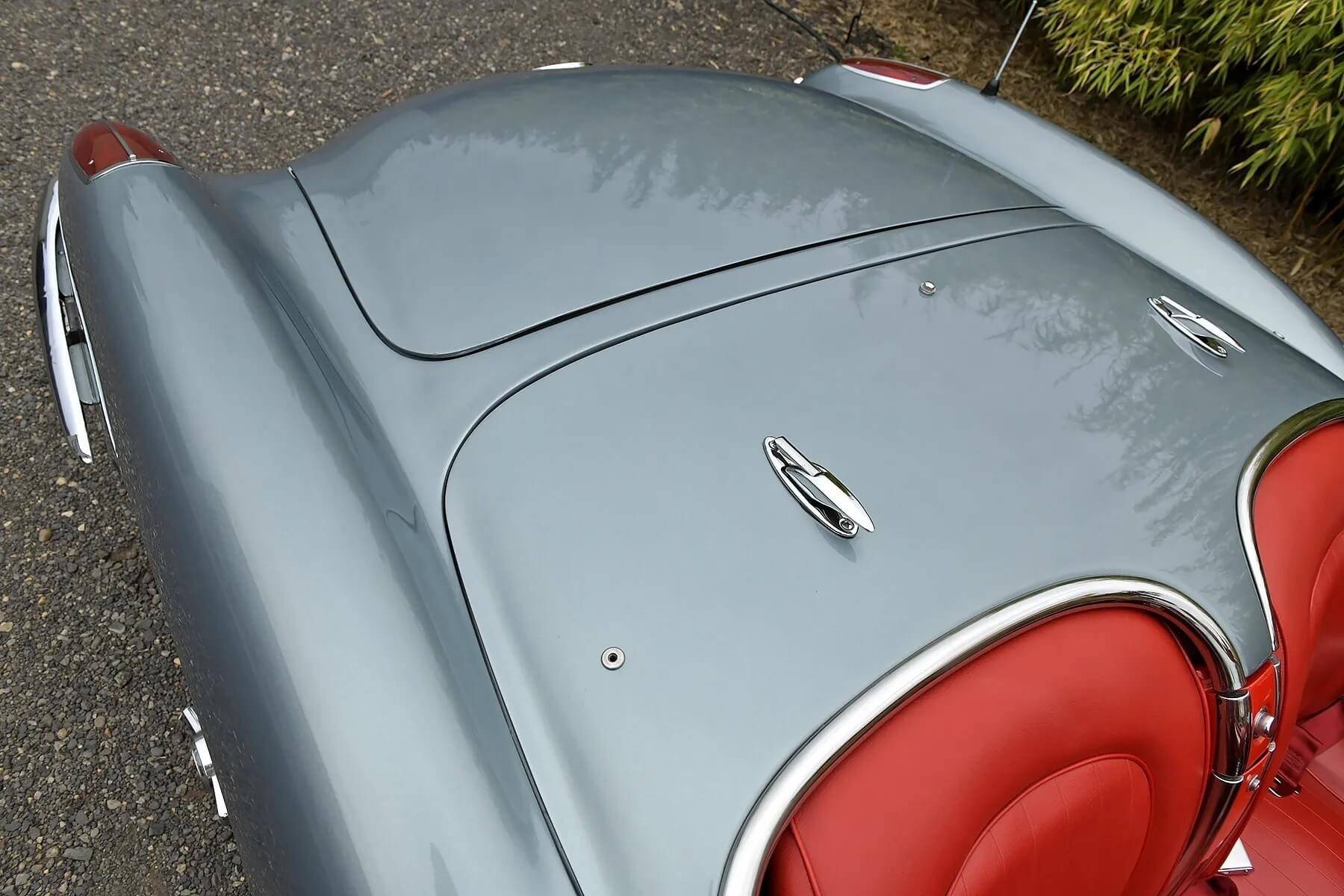1960 Chevrolet Corvette 18