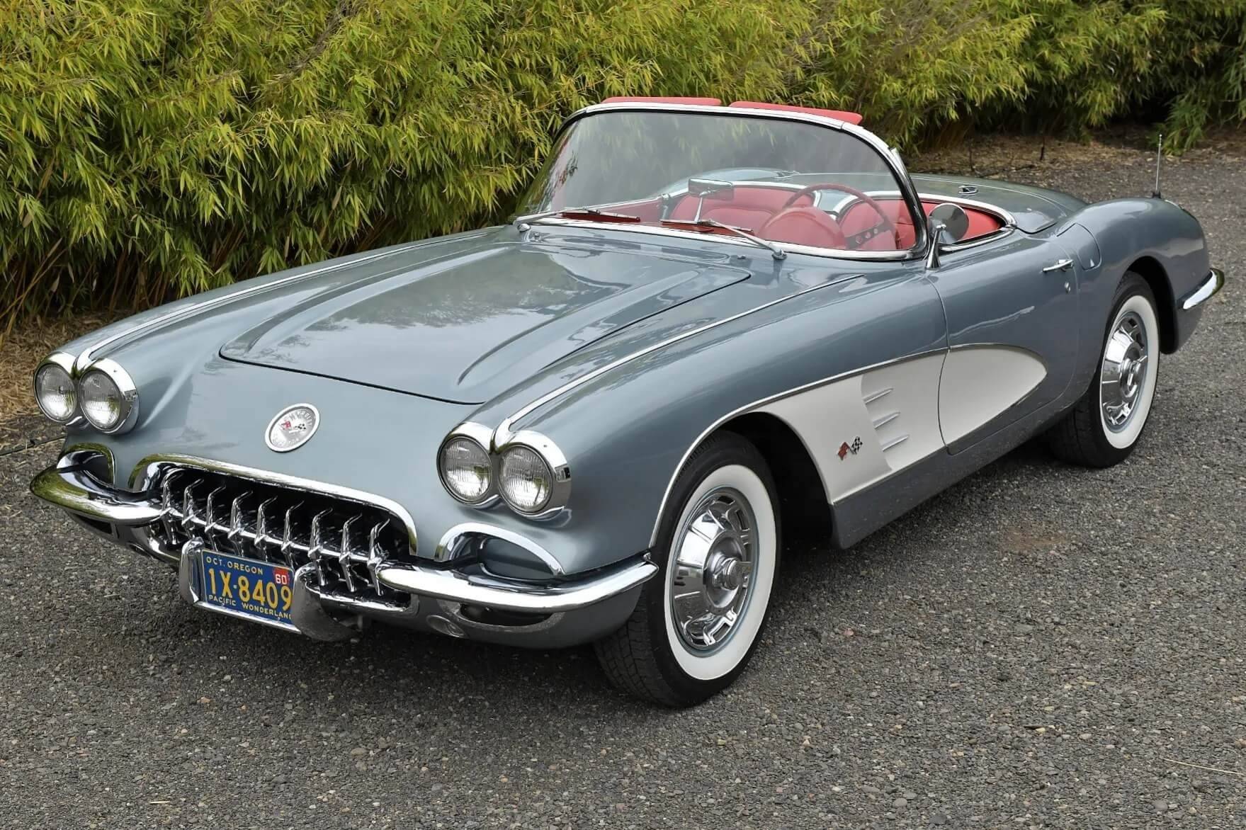 1960 Chevrolet Corvette 1
