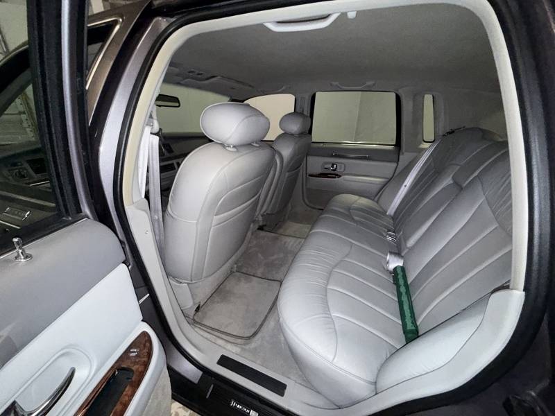 1996 Lincoln Town Car 27