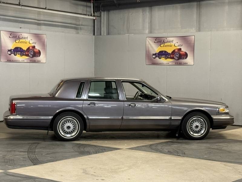 1996 Lincoln Town Car 44