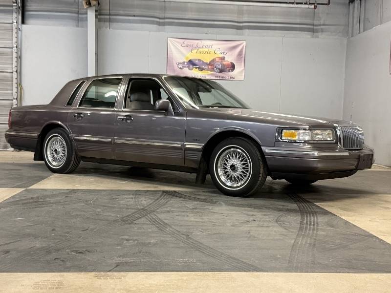 1996 Lincoln Town Car 47