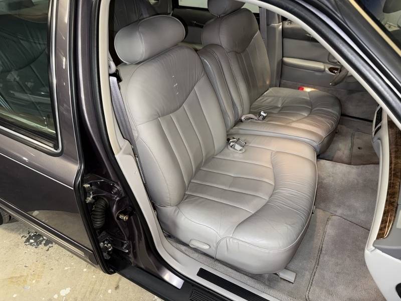 1996 Lincoln Town Car 58