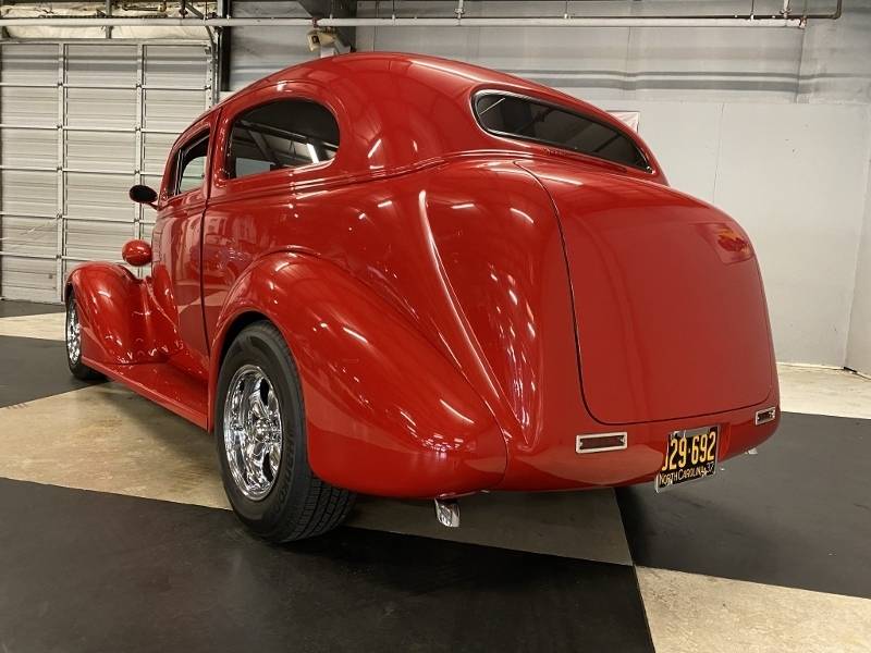 1937 Chevrolet Sedan 4