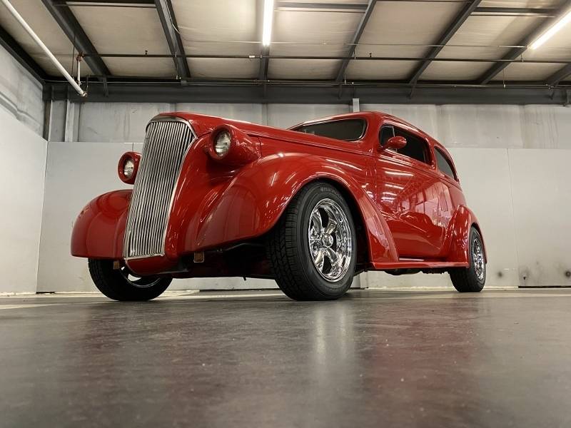 1937 Chevrolet Sedan 7