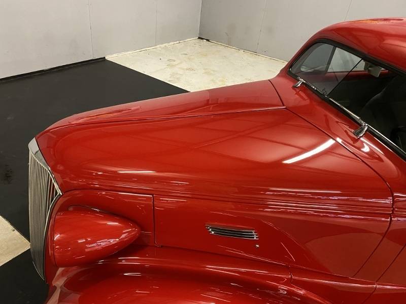 1937 Chevrolet Sedan 10