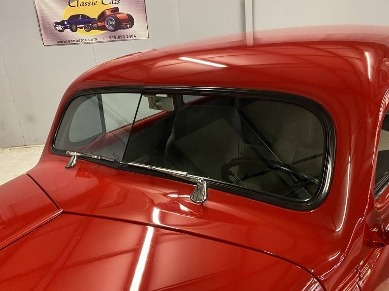 1937 Chevrolet Sedan 11