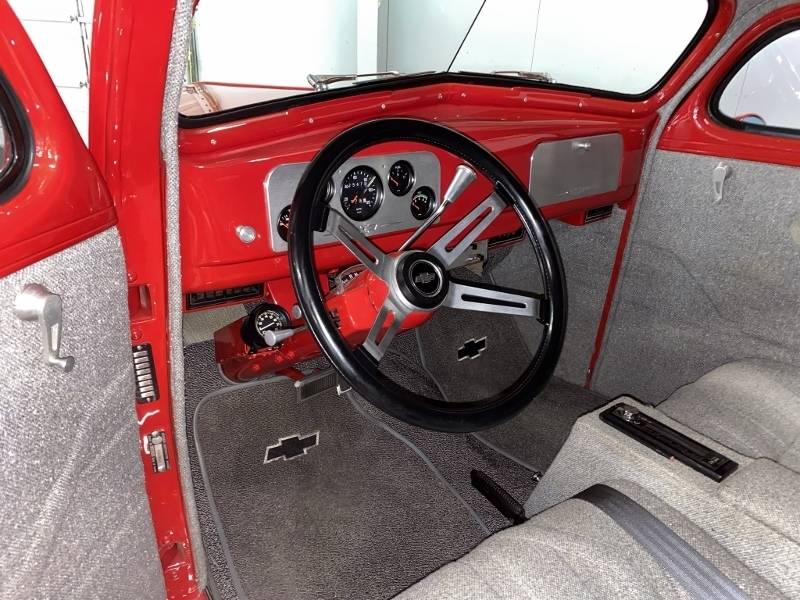 1937 Chevrolet Sedan 20