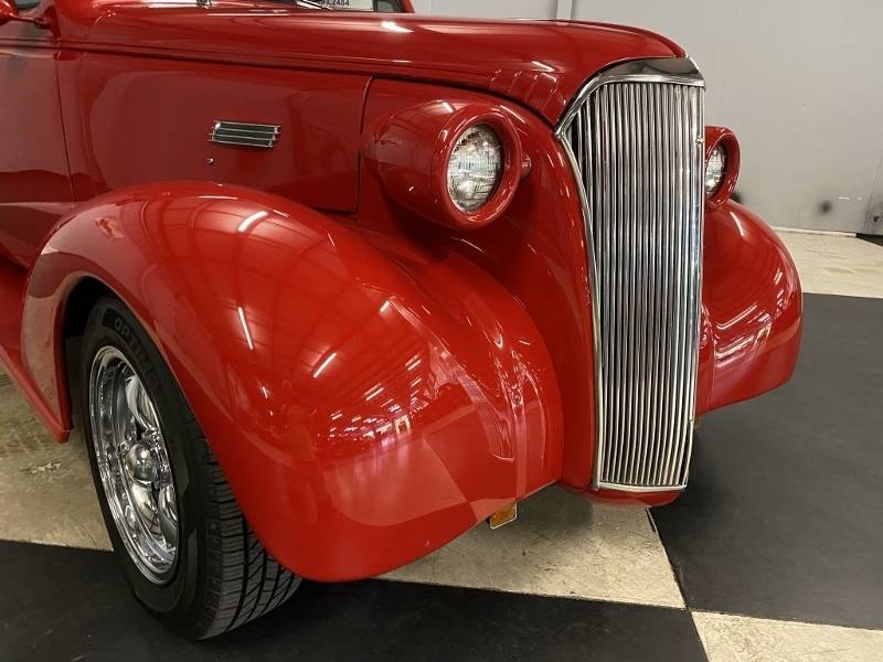 1937 Chevrolet Sedan 36