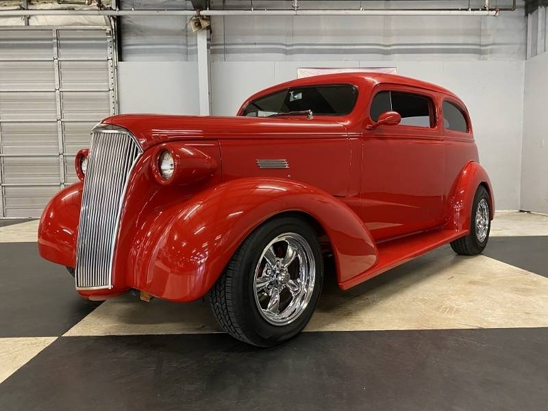 1937 Chevrolet Sedan 39