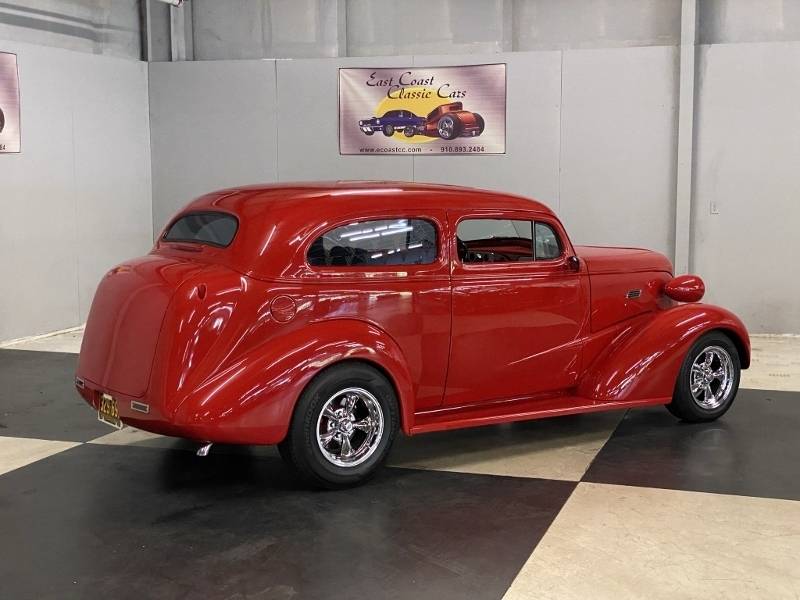 1937 Chevrolet Sedan 63