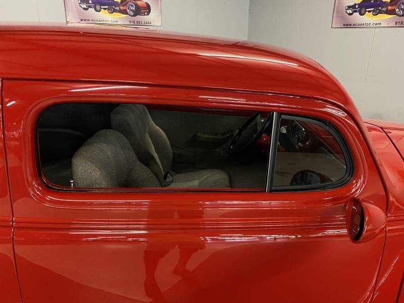 1937 Chevrolet Sedan 70