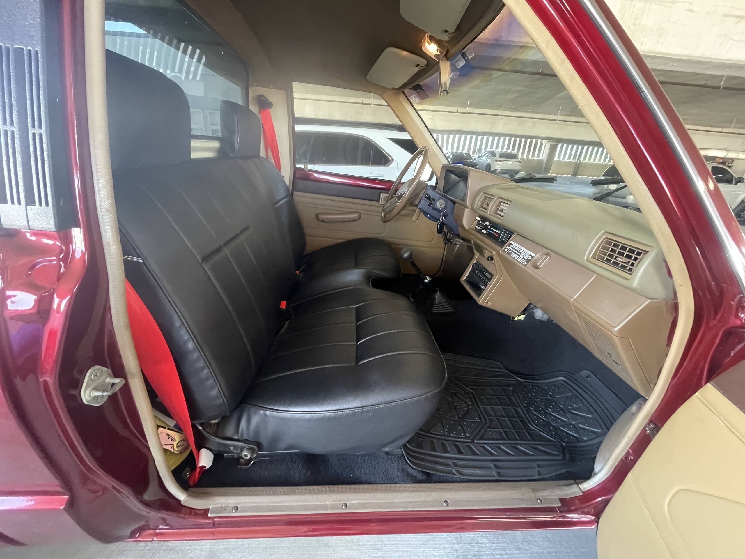 1988 Toyota Pickup 57