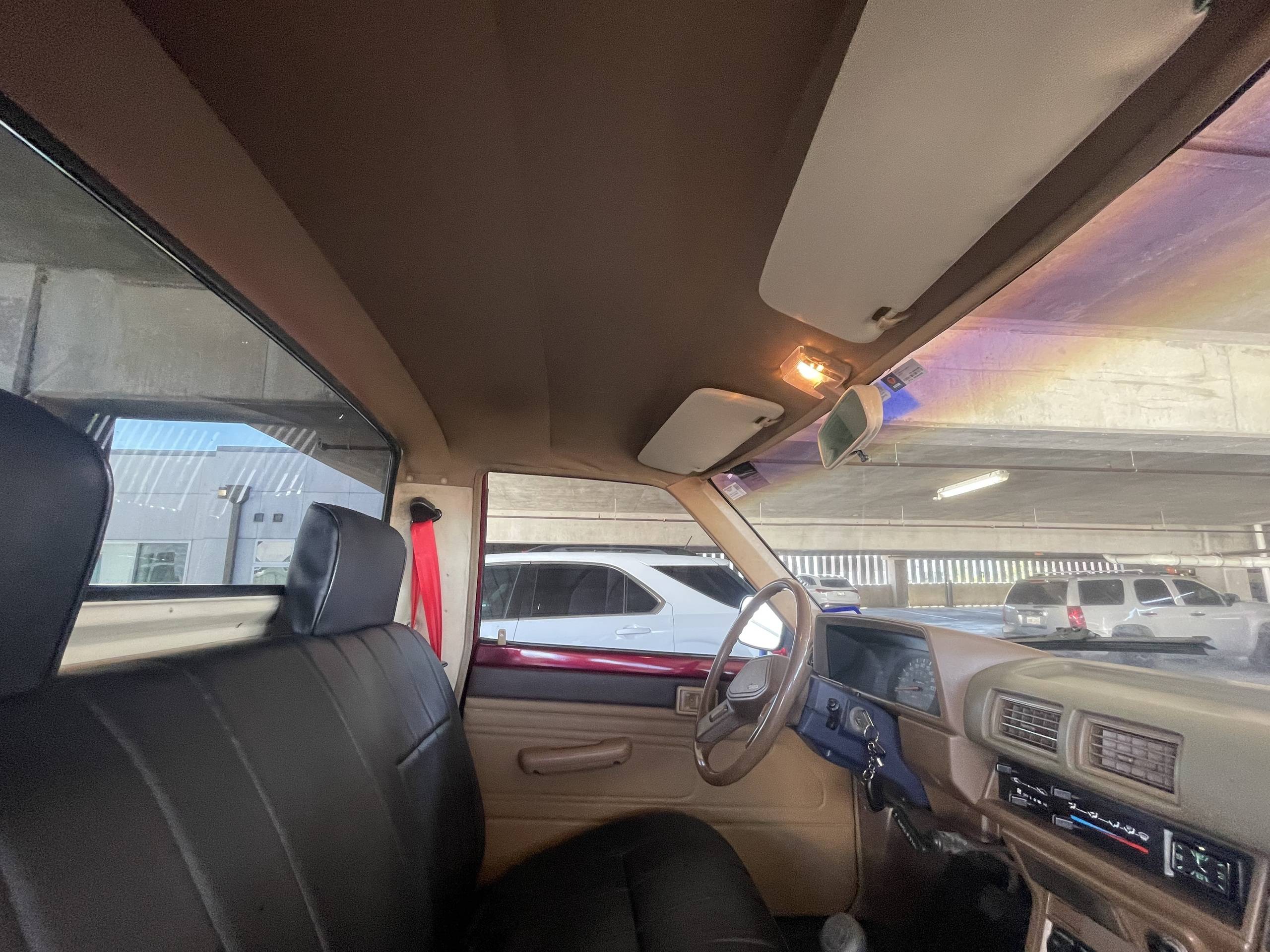 1988 Toyota Pickup 48